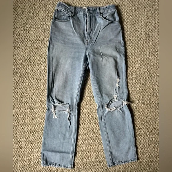 Abercrombie & Fitch Ultra High Rise Ankle Straight Jean Size 6 - Picture 1 of 3